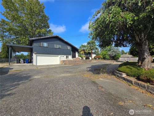 11906 Golden Given Rd E, Tacoma, WA, 98445-3026 | Card Image