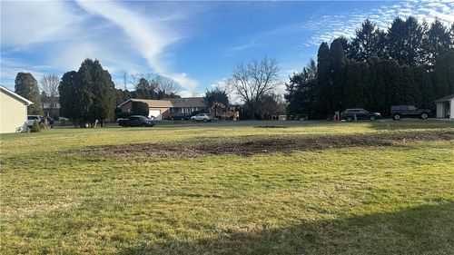 112 Shawnee Dr, Natrona Heights, PA, 15065-2336 | Card Image