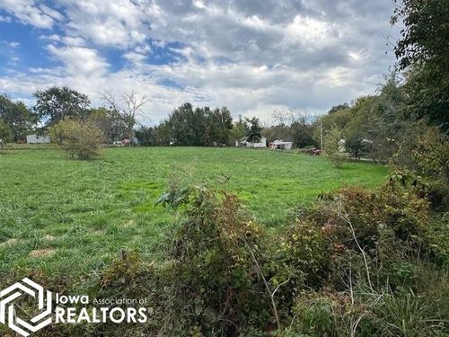 W W Garfield St, Centerville, IA, 52544 | Card Image