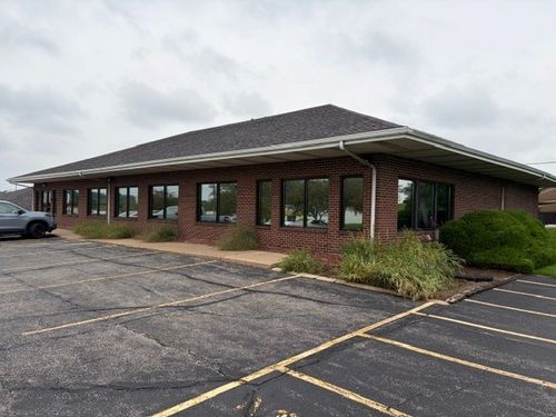 220 E 50th Street, Davenport, IA, 52806 | Card Image