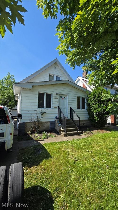 19600 Ormiston Avenue, Euclid, OH, 44119 | Card Image