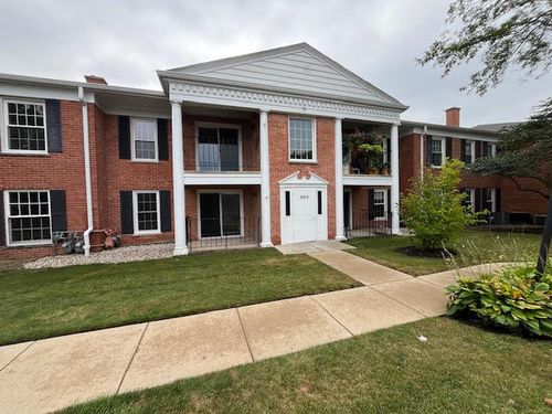 apt-104-530 Shorely Dr, Barrington, IL, 60010-3305 | Card Image