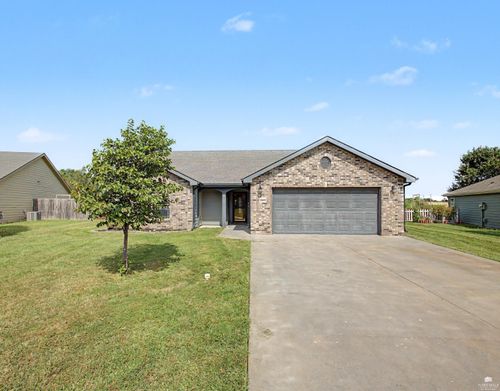 2909 Northwing Dr, Manhattan, KS, 66502-8625 | Card Image