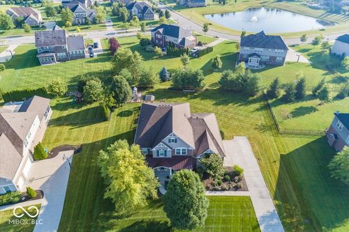 15540 Provincial Ln, Fishers, IN, 46040-1497 | Card Image