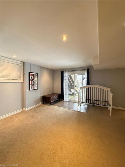 basement-119 Newcastle Dr, Kitchener, ON, N2R1W4 | Card Image