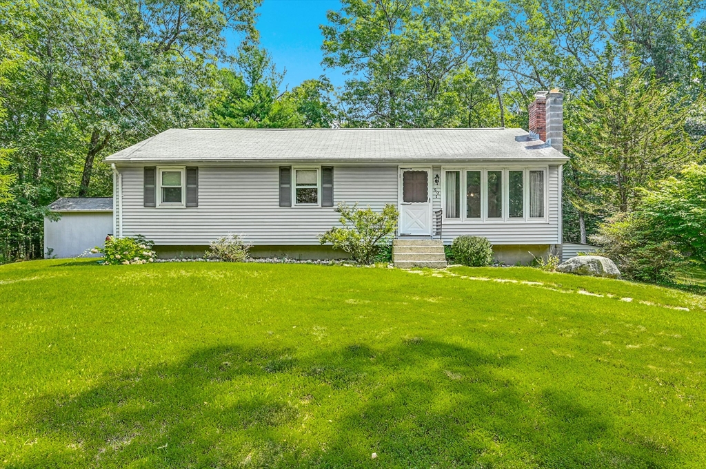 Birch St, Douglas, MA 01516