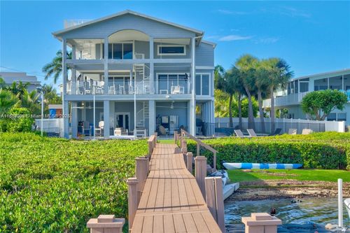 67 N Bounty Ln, Key Largo, FL, 33037-2304 | Card Image
