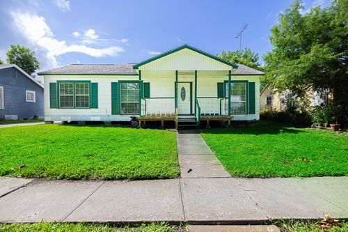 2206 Alabama Street, Baytown, TX, 77520 | Card Image