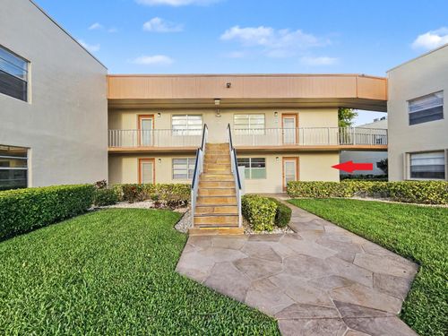 202 Piedmont E, Delray Beach, FL, 33484-5033 | Card Image