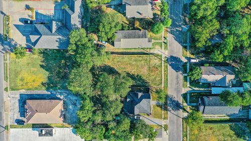 714 N Walnut St, Sherman, TX, 75090-4995 | Card Image