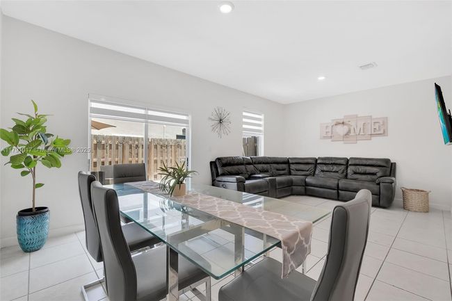 2679 Se 13 Th Ct, Townhouse with 3 bedrooms, 3 bathrooms and null parking in Homestead FL | Image 10