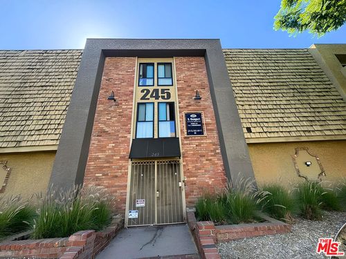 302-245 S Rampart Boulevard, Los Angeles, CA, 90057 | Card Image