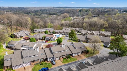 407 Country Club Ct, Clarksville, TN, 37043-4432 | Card Image