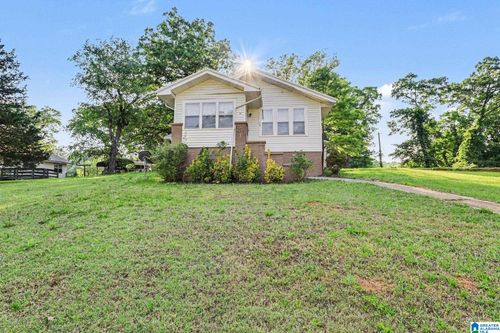 118 Highland Dr, HUEYTOWN, AL, 35023-2762 | Card Image