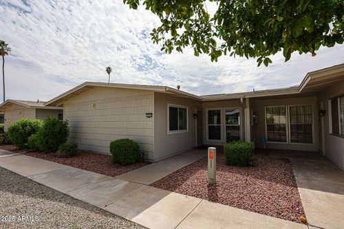10827 W Santa Fe Dr, Sun City, AZ, 85351-2609 | Card Image