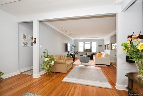 503-143-50 Hoover Avenue, New York, NY, 11435 | Card Image
