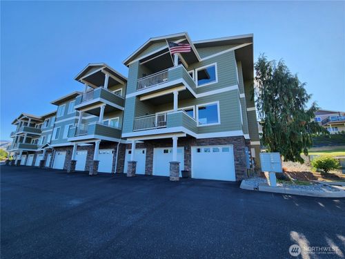 apt-b104-1601 Maiden Ln, Wenatchee, WA, 98801-8312 | Card Image
