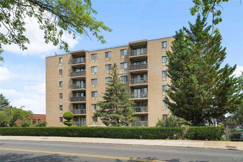2-f-71-49 Metropolitan Ave, Middle Village, NY, 11379-2139 | Card Image