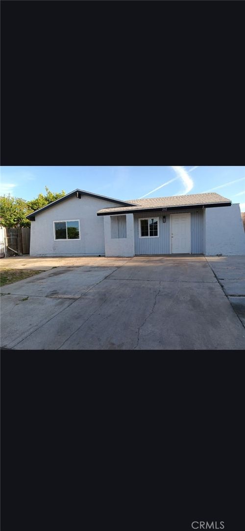 202 22nd, Delano, CA, 93215 | Card Image