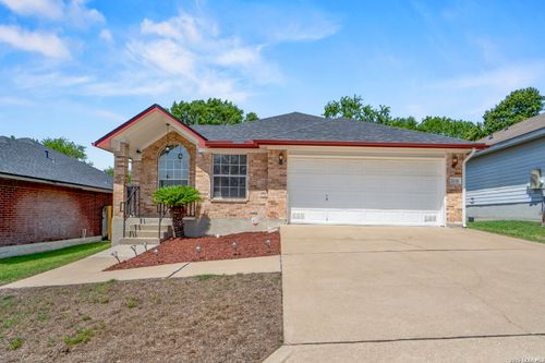 2130 Keystone Dr, New Braunfels, TX, 78130-9072 | Card Image