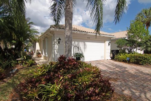 8419 Saint Johns Ct, Wellington, FL, 33414-7415 | Card Image