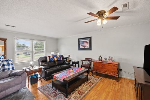 120 Dogwood Ct, Shelbyville, TN, 37160-4500 | Card Image