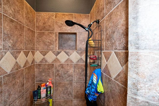 859 Indigo Run Dr, House other with 4 bedrooms, 3 bathrooms and null parking in Bulverde TX | Image 31