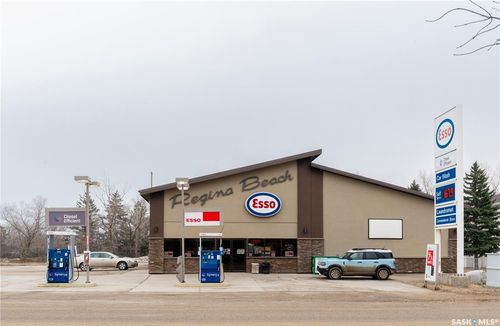401 Centre Street, Regina Beach, SK, S0G4C0 | Card Image