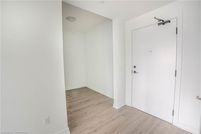 202 - 600 N Service Rd, House attached with 1 bedrooms, 1 bathrooms and 1 parking in Stoney Creek ON | Image 10