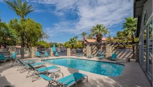 202-2605 S Durango Dr, Las Vegas, NV, 89117-2618 | Card Image