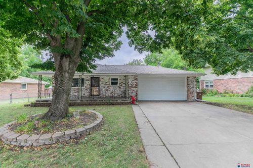 4331 S 37th St, Lincoln, NE, 68516-1010 | Card Image
