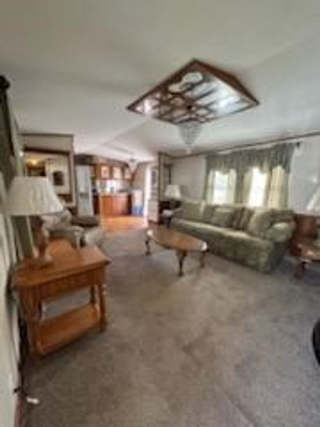 24894 Us Highway 19, House other with 2 bedrooms, 2 bathrooms and null parking in Cedar Bluff VA | Image 6