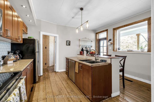 1654 County Rd, House other with 4 bedrooms, 2 bathrooms and 6 parking in Dunvegan ON | Image 13