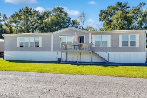 221 Watermark Dr, Lafayette, LA, 70501-5423 | Card Image