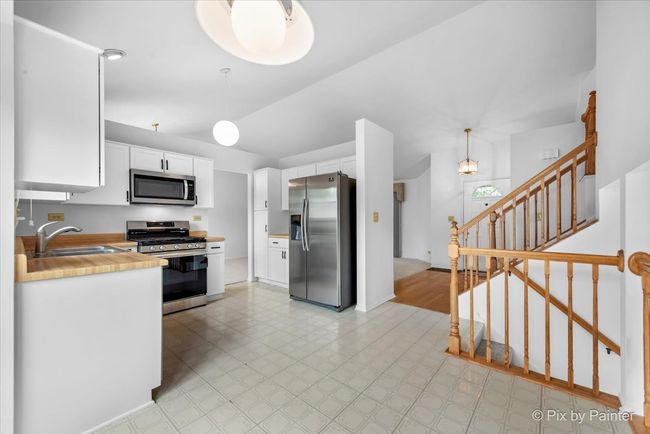 2121 Baldwin Ln, House other with 3 bedrooms, 3 bathrooms and 2 parking in Hanover Park IL | Image 16