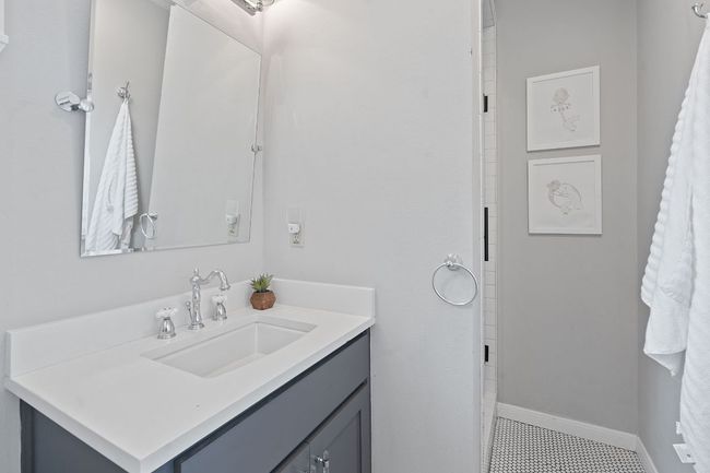 Remodeled bathroom | Image 29
