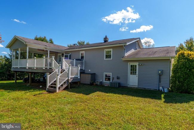5134 Pine View Dr, House other with 4 bedrooms, 2 bathrooms and null parking in GLEN ROCK PA | Image 9