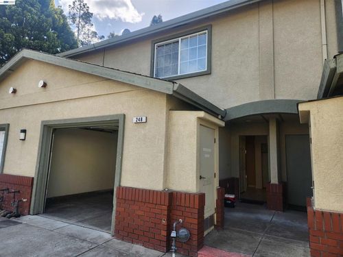 252 Lansing Way, Hayward Acres, CA, 94541-4847 | Card Image