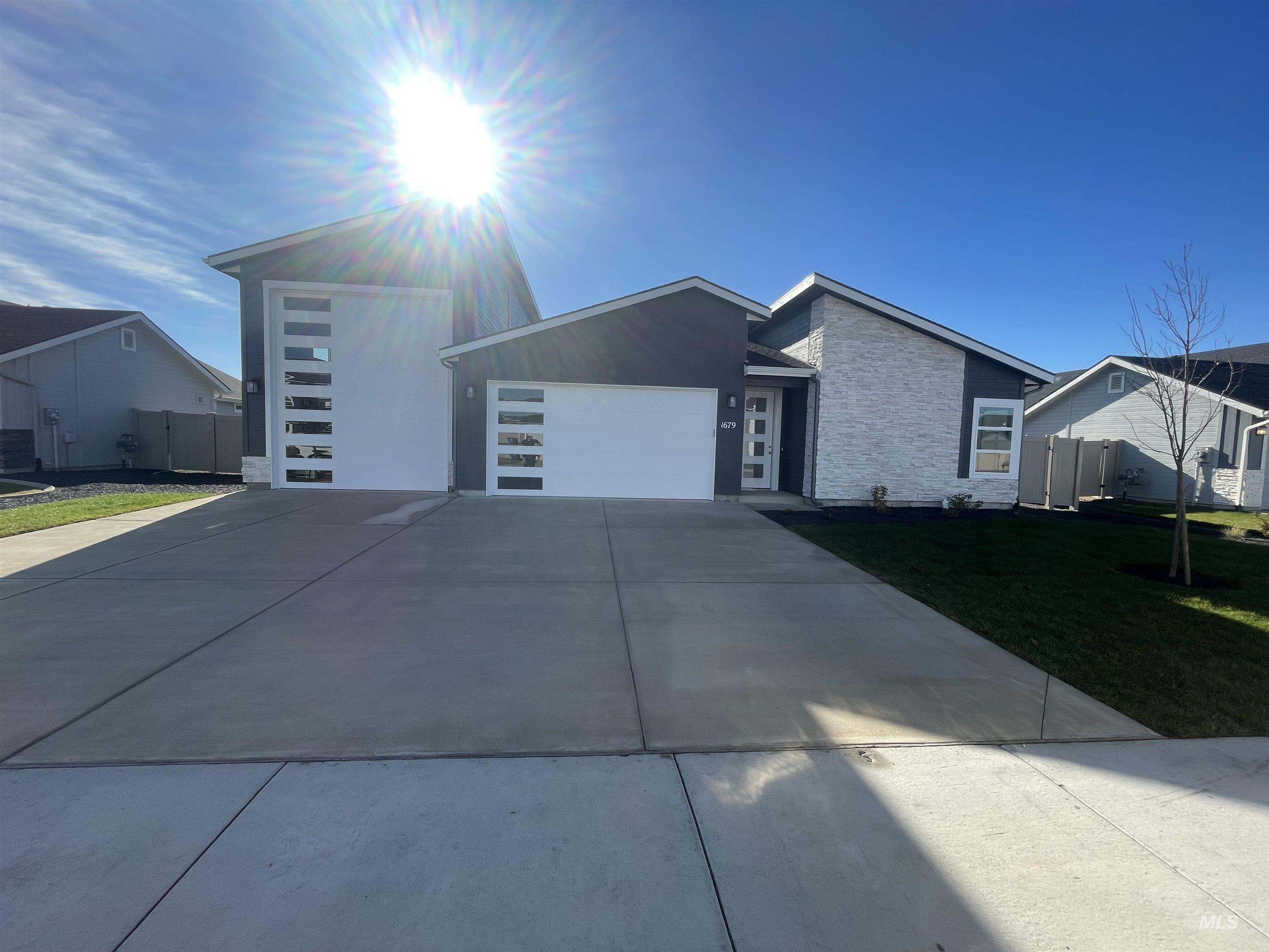Cork St, Middleton, ID 83644