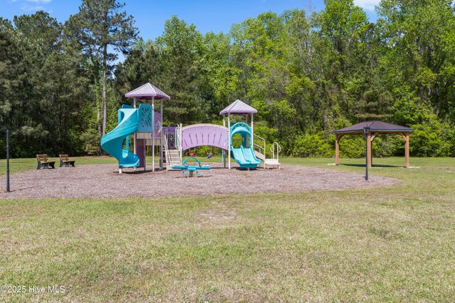 208 Murifield Dr, House other with 3 bedrooms, 3 bathrooms and 2 parking in Jacksonville NC | Image 29