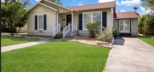 124 Chevy Chase Dr, San Antonio, TX, 78209-4243 | Card Image