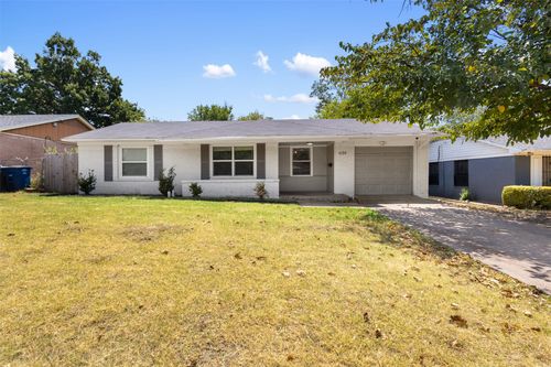 634 Midvale Dr, Dallas, TX, 75232-3651 | Card Image