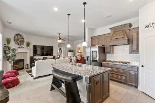 346 Winterwood Dr, Lavon, TX, 75166-1637 | Card Image