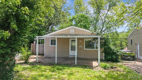 3368 Suncrest Ave, Saint Louis, MO, 63114-2842 | Card Image