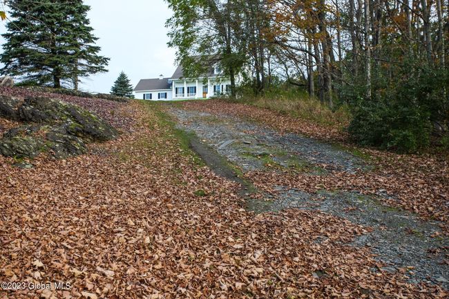 ROAD THROUGHOUT PROPERTY | Image 83