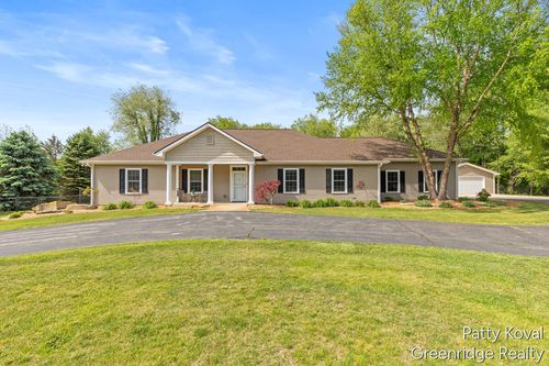 4454 Foxmoor Ct, Middleville, MI, 49333-7053 | Card Image