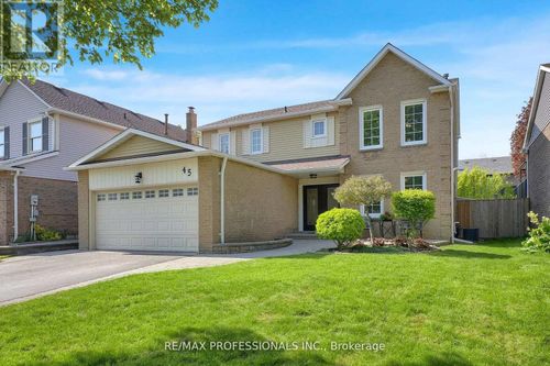 45 Resolute Cres, Whitby, ON, L1P1G9 | Card Image