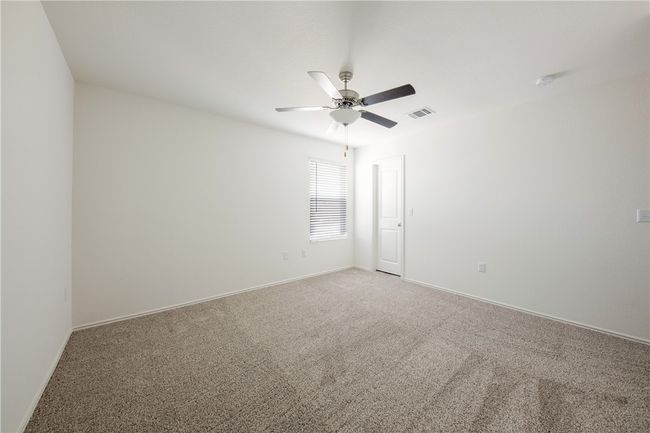 7506 Ivy Trellis Trl, House other with 4 bedrooms, 3 bathrooms and 4 parking in Del Valle TX | Image 14