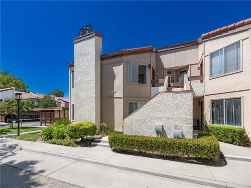 1724 Sinaloa Rd, Simi Valley, CA, 93065-3067 | Card Image