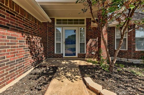 1805 Lois Lynn Ln, Edmond, OK, 73003-3765 | Card Image